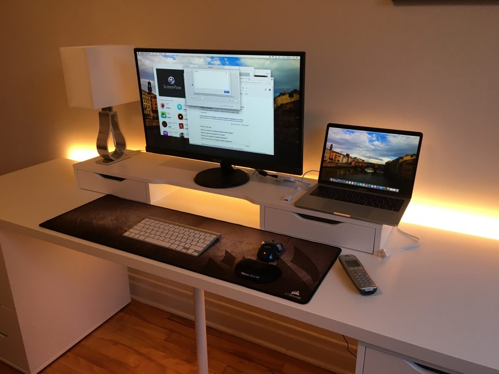 desk